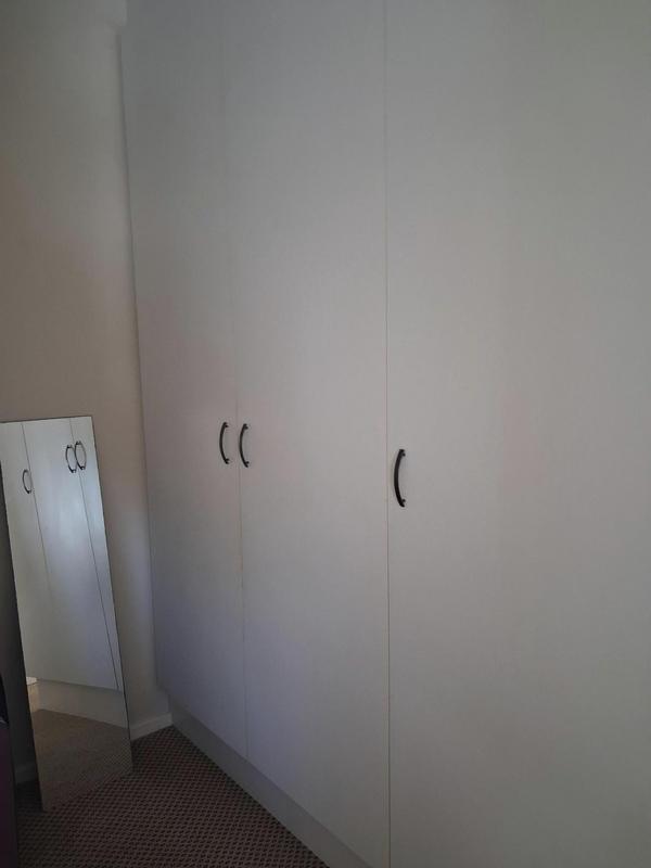 To Let 2 Bedroom Property for Rent in Vredehoek Western Cape